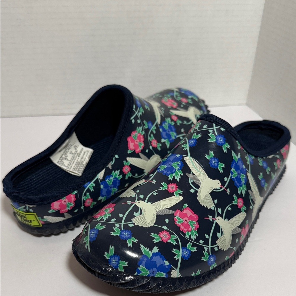 Western Chief Women's Slippers - Navy with Floral and Bird Pattern